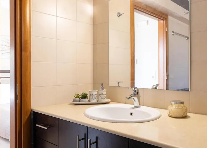 Dioni Pool House Villa *